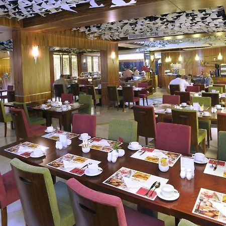 Eastyard Khobar Hotel - Formerly Ramada By Wyndham Khobar Exteriör bild