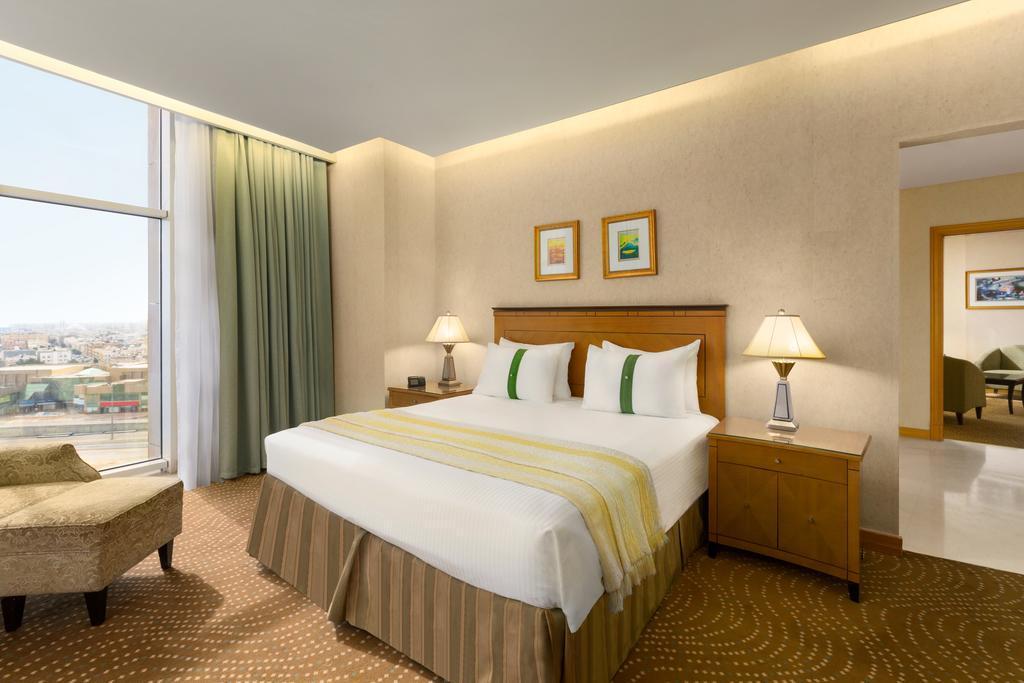Eastyard Khobar Hotel - Formerly Ramada By Wyndham Khobar Exteriör bild