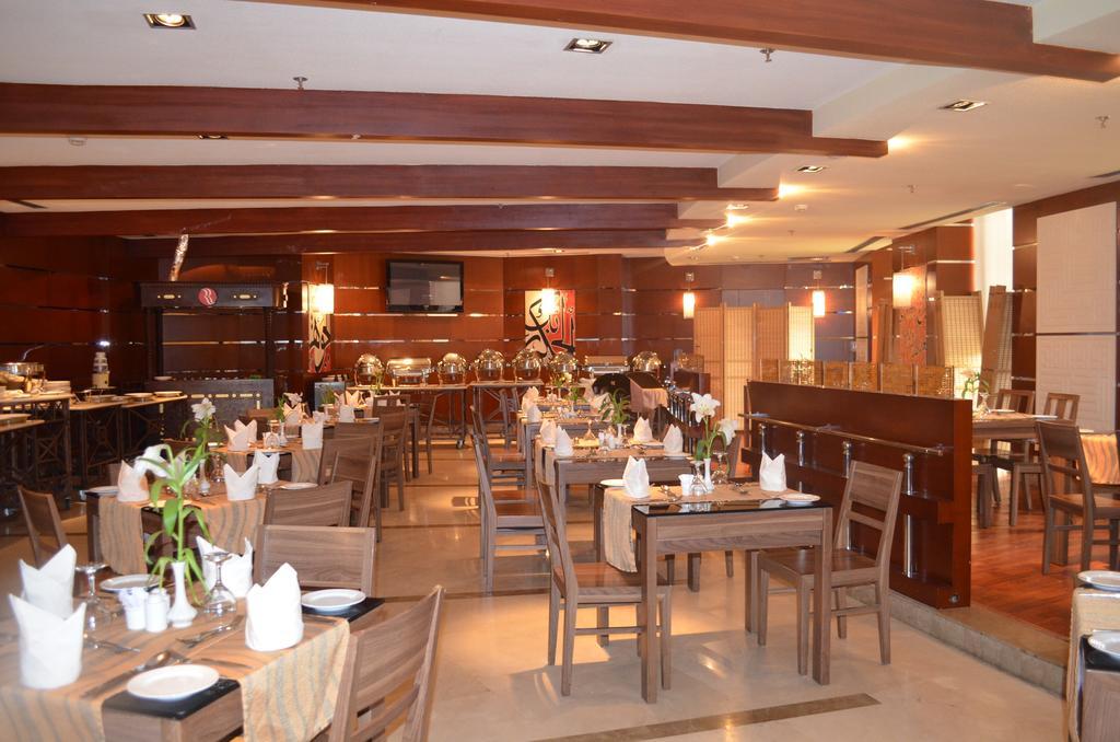 Eastyard Khobar Hotel - Formerly Ramada By Wyndham Khobar Exteriör bild