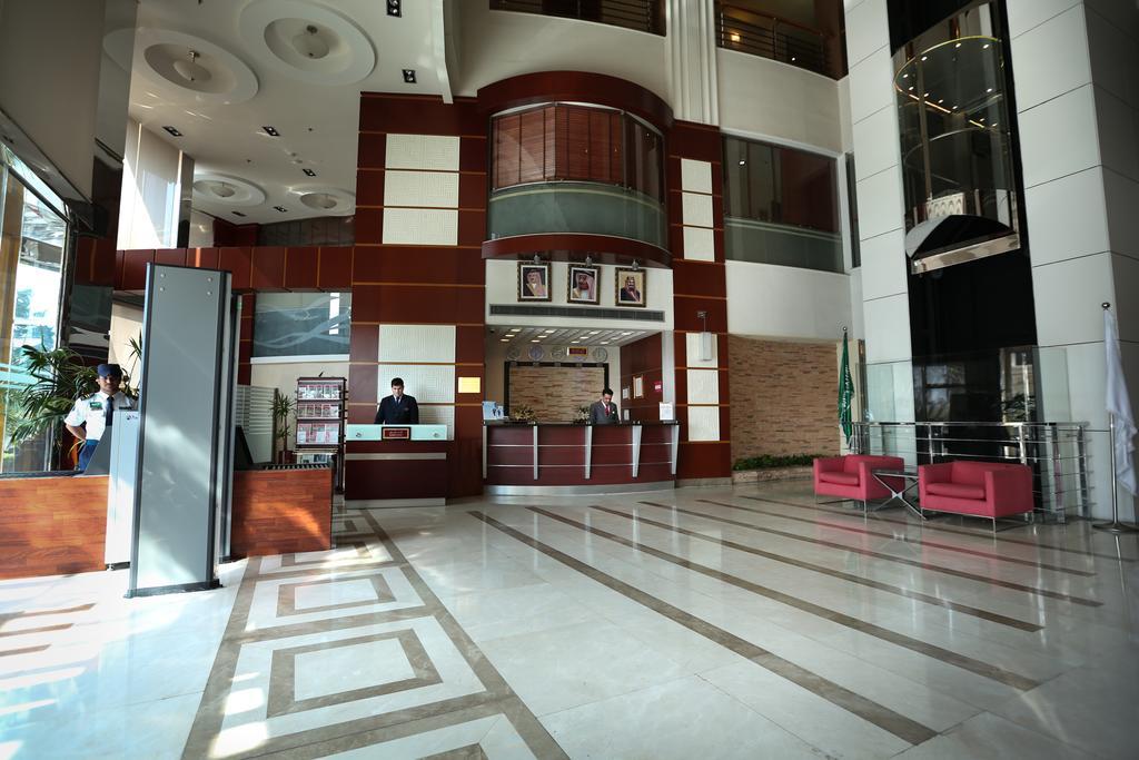 Eastyard Khobar Hotel - Formerly Ramada By Wyndham Khobar Exteriör bild