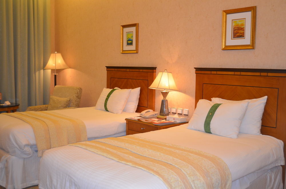 Eastyard Khobar Hotel - Formerly Ramada By Wyndham Khobar Exteriör bild